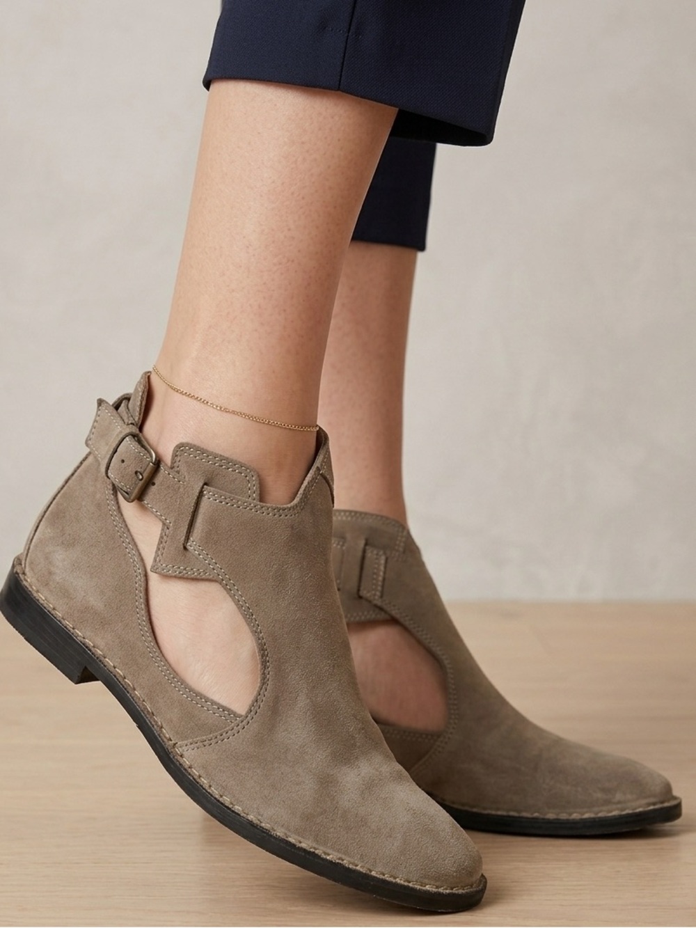Taupe‎ Suede Cutout Round Toe Leather Fall Ankle Booties Boots Size 8.5 39